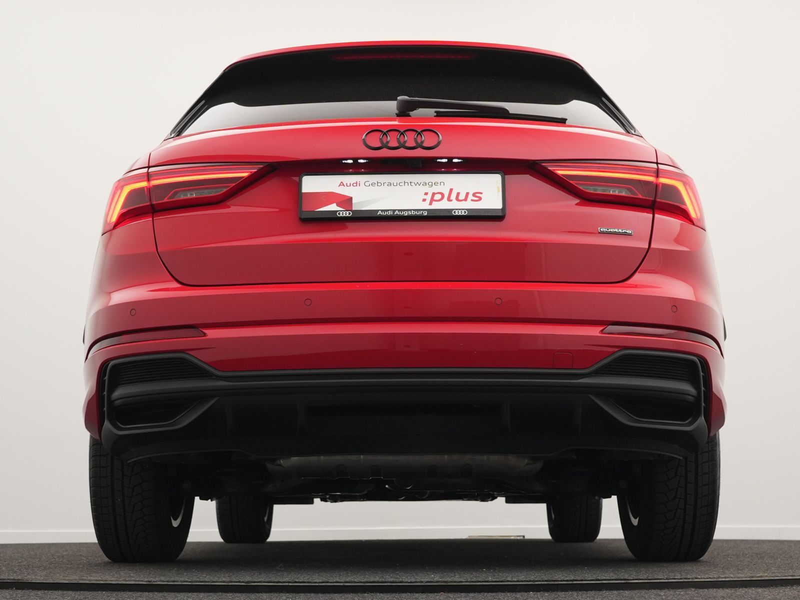 Audi Q3 S line 40 TFSI quattro S tr. *AHK*StdHZ*19''*