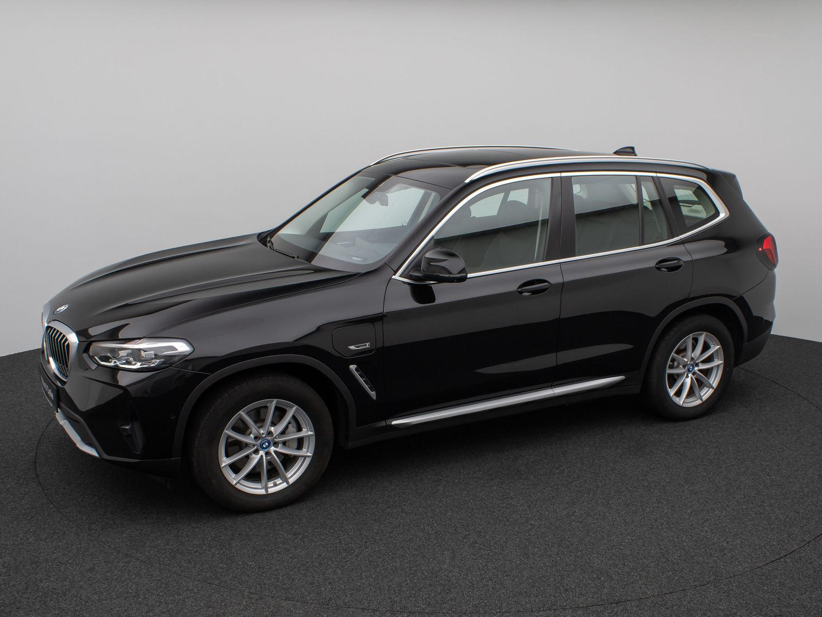 BMW X3 xD30e Sport - Samsaru's Car Outlet