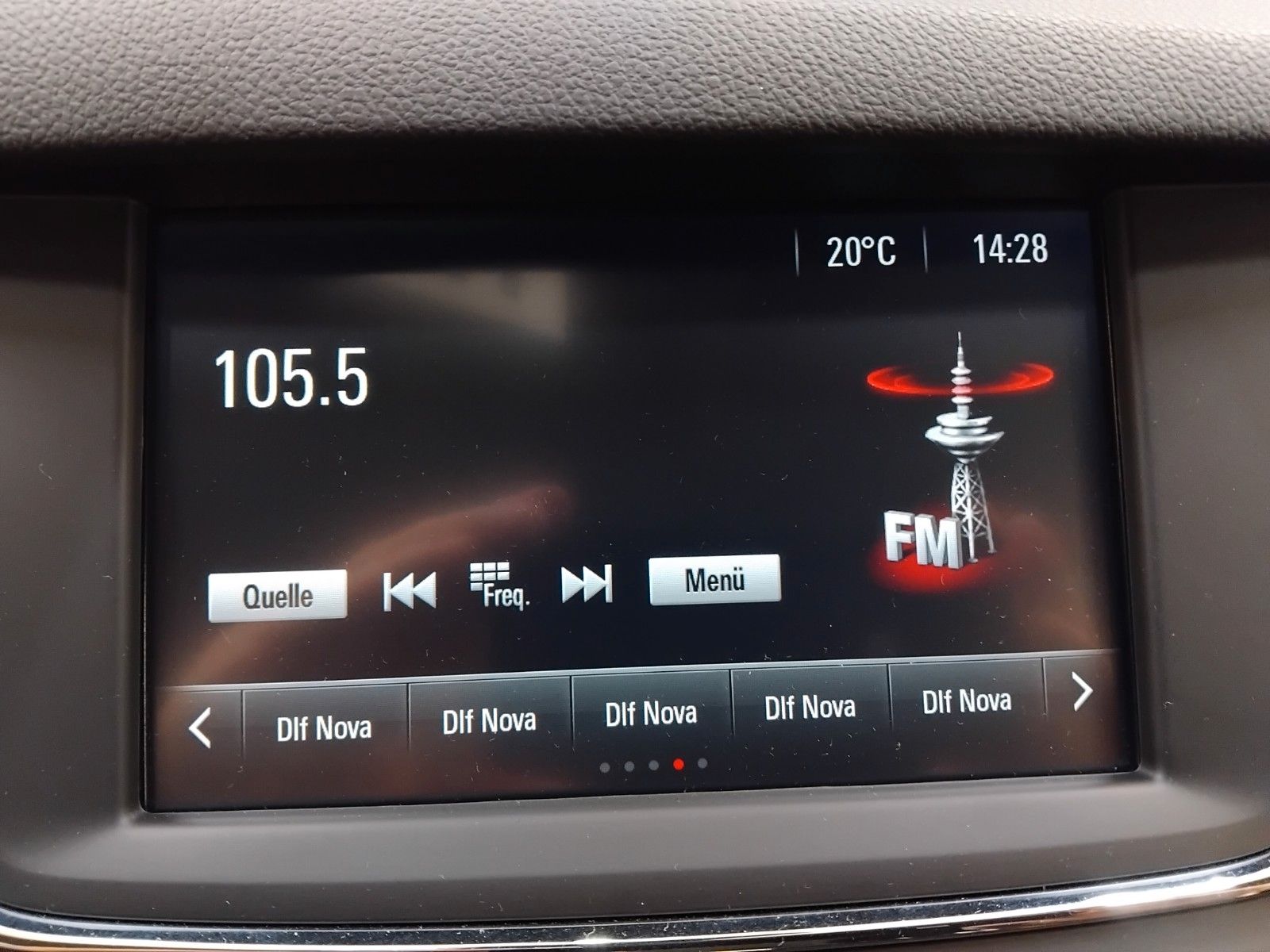 Opel Astra Sports Tourer 1.5 D Edition - Samsaru's Car Outlet