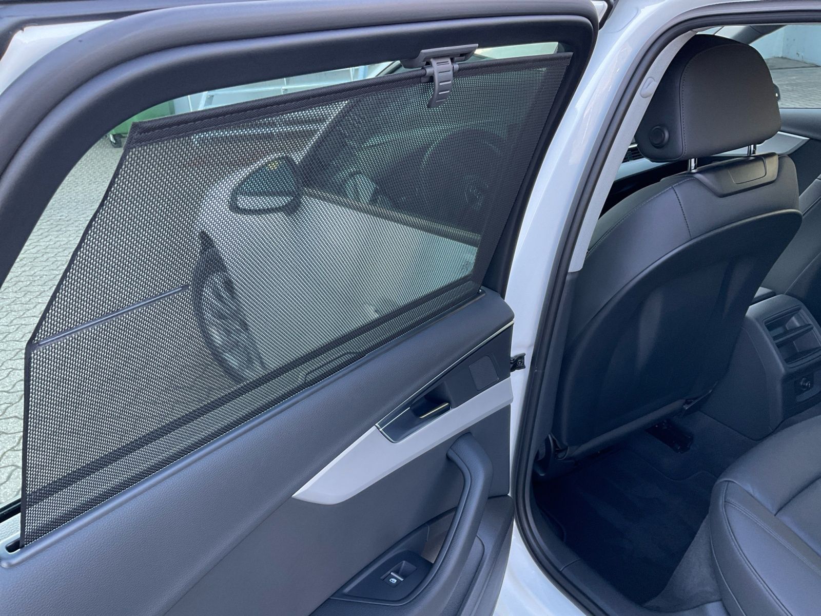 Audi A4 Avant 40 TDI S tronic Business - Samsaru's Car Outlet