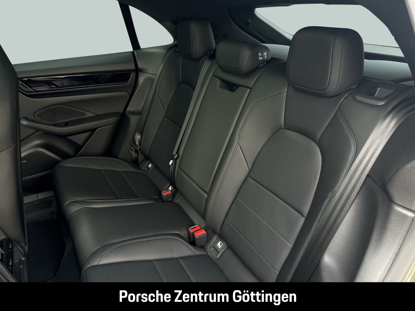 Porsche Macan 4 BOSE Surround-View InnoDrive Panorama