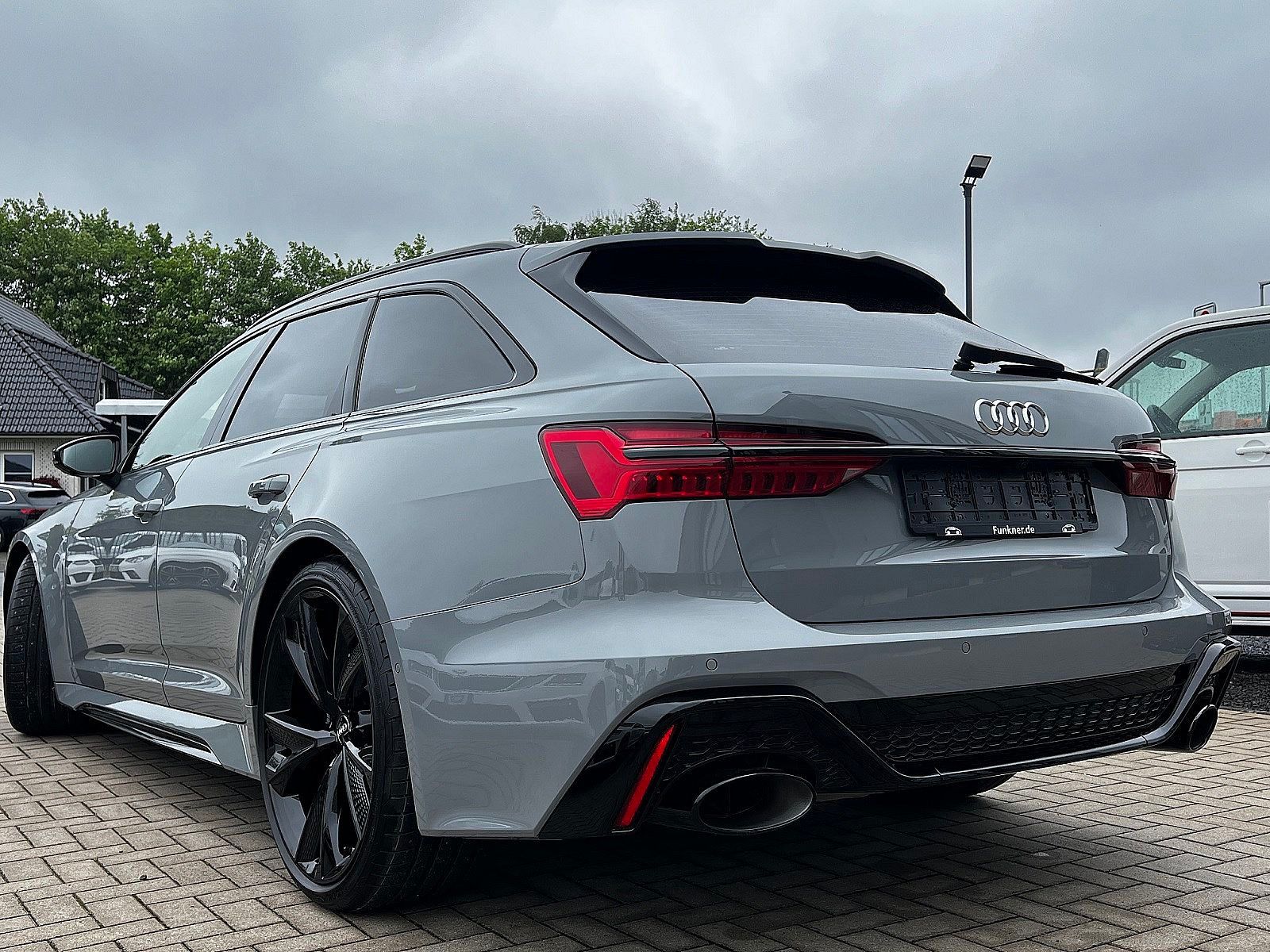 Audi RS6 RS 6 Avant 4.0 TFSI quattro B&O 22 ZOLL