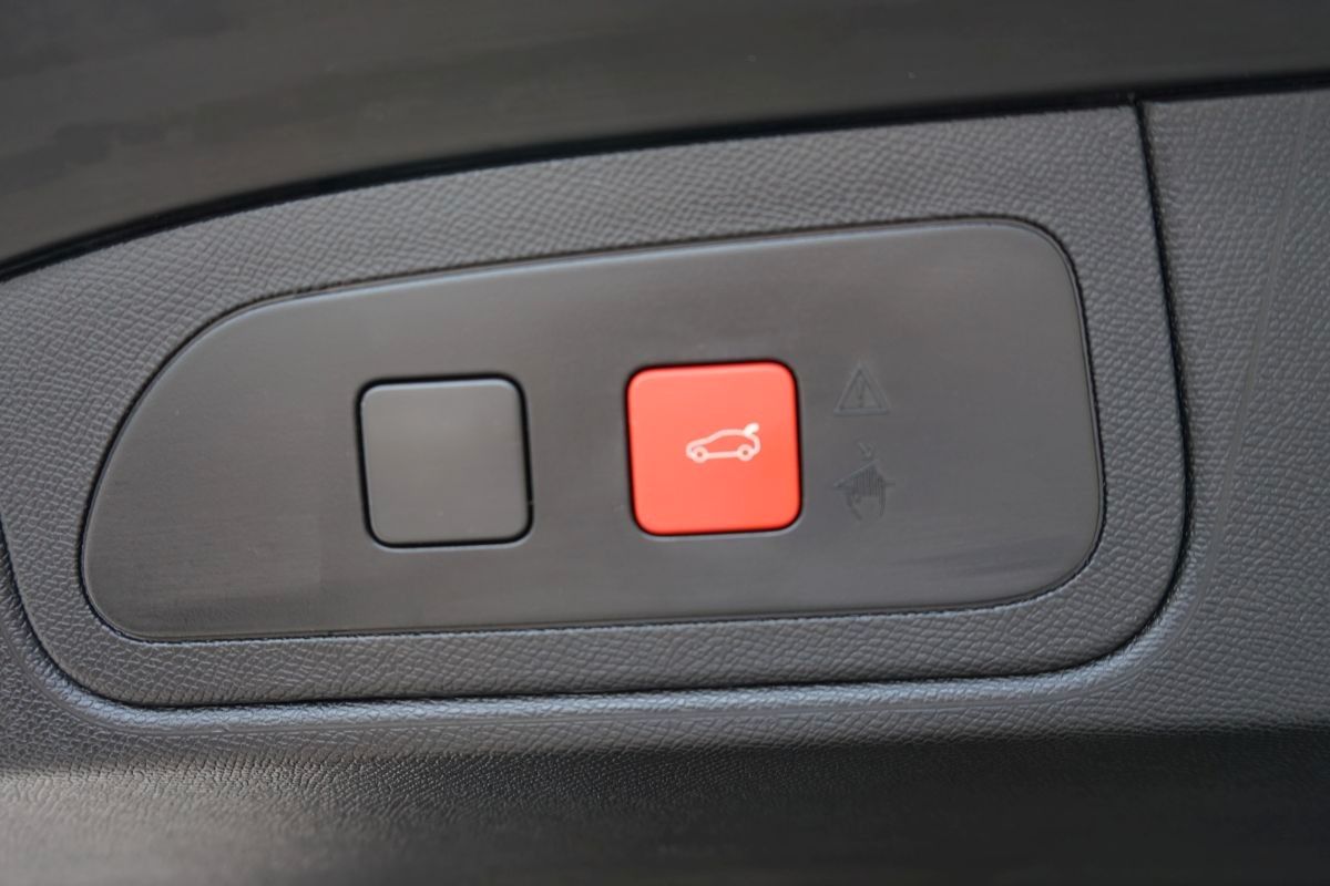 DS Automobiles DS7 (Crossback) Performance Line + 360 Kamera