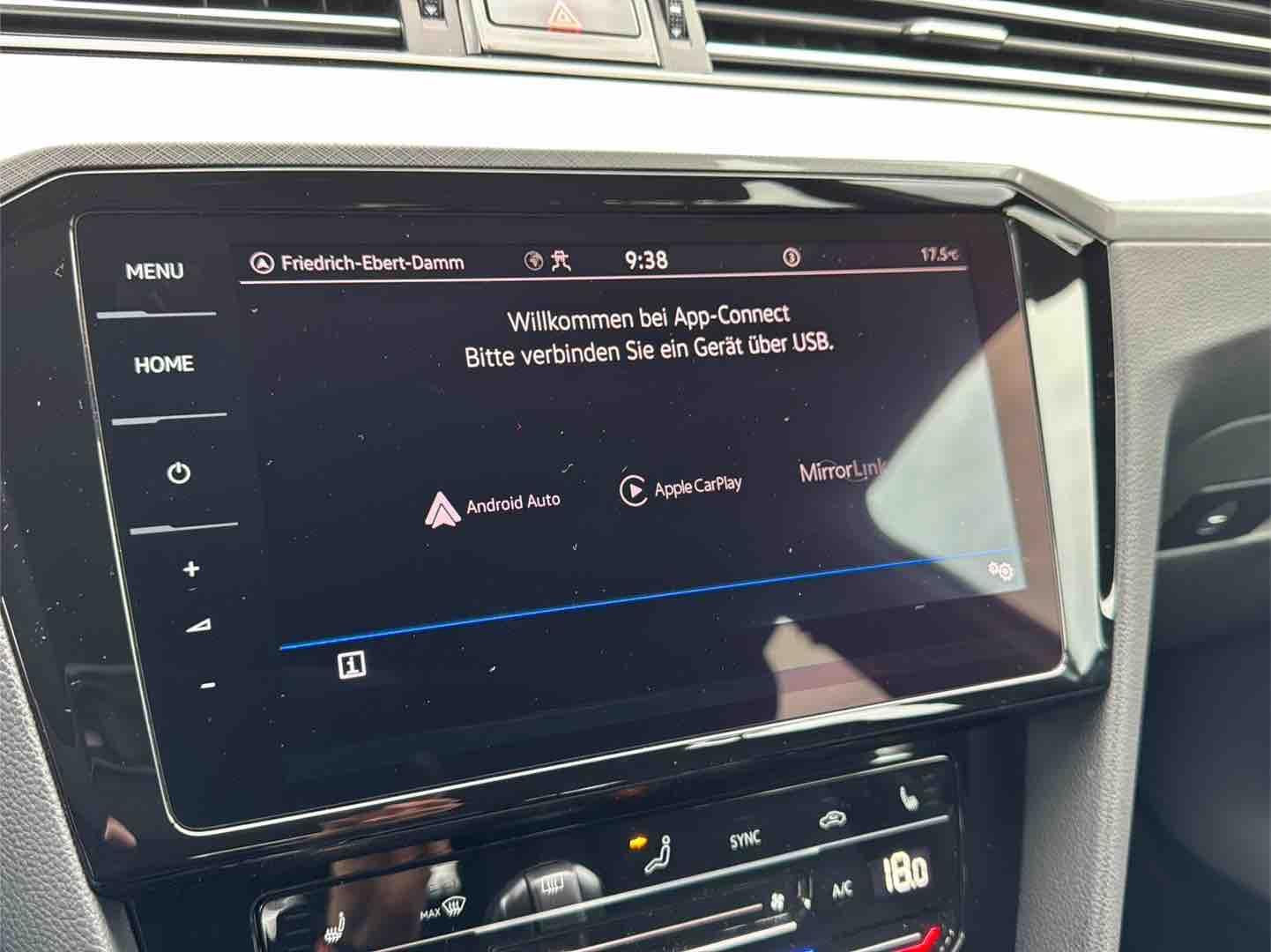 Volkswagen Passat Variant GTE - Samsaru's Car Outlet