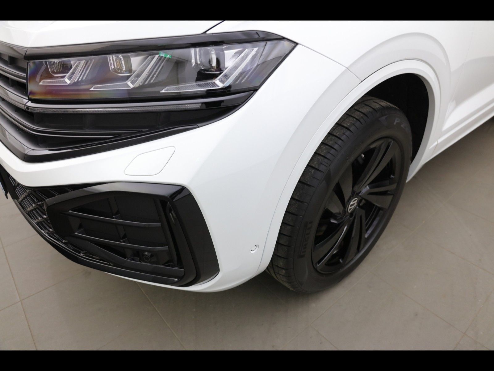 Volkswagen TOUAREG R-LINE BLACK STYLE 3.0 V6 TDI TIPTRONIC
