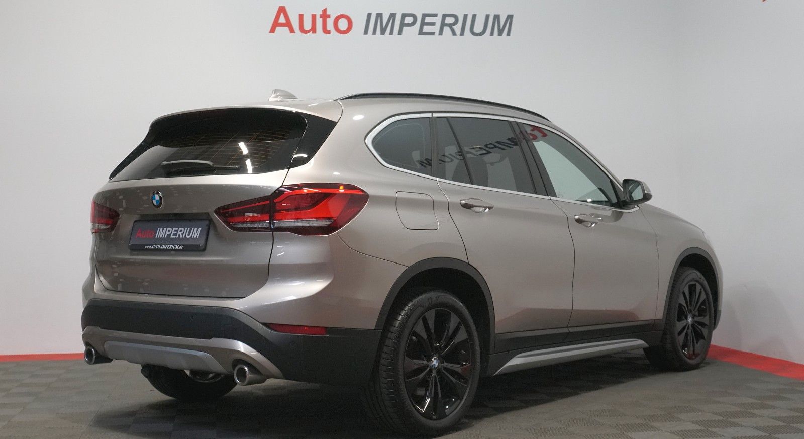 BMW X1 xDrive 20 d xLine - Samsaru's Car Outlet