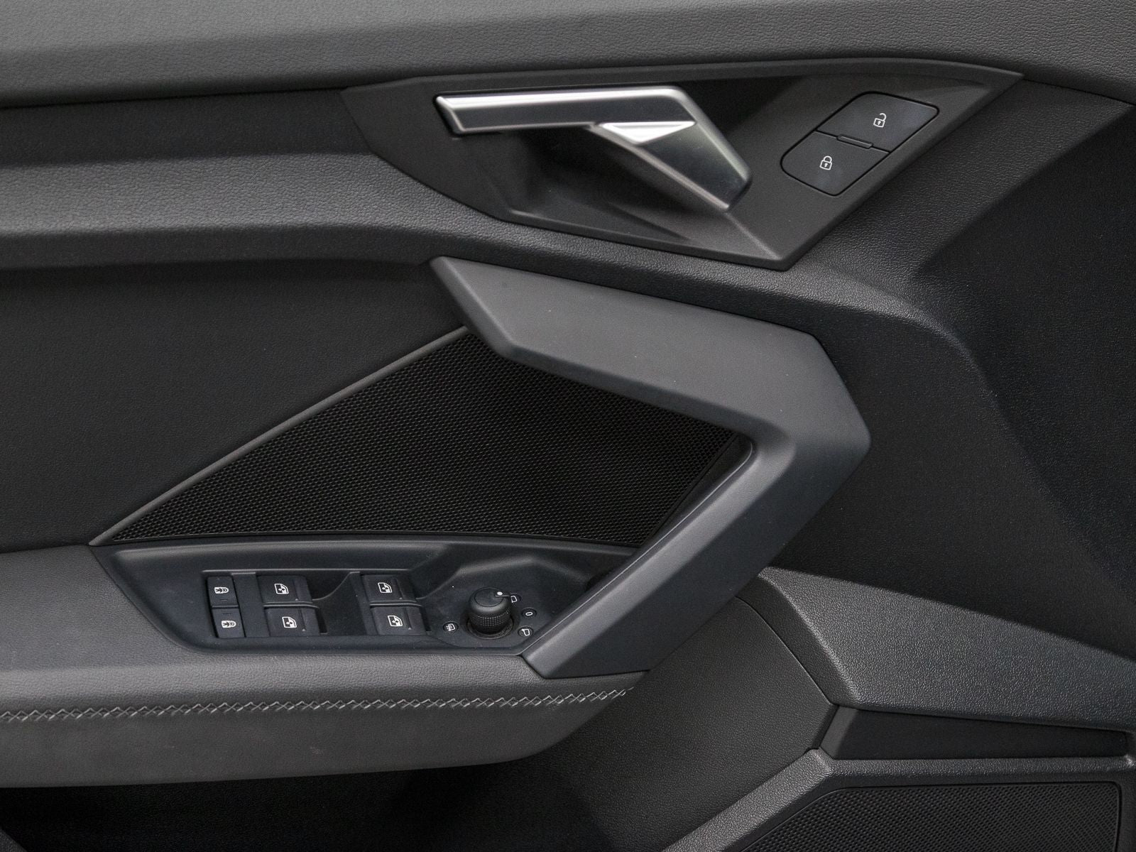 Audi A3 Sportback 35 TFSI 2x S LINE - Samsaru's Car Outlet