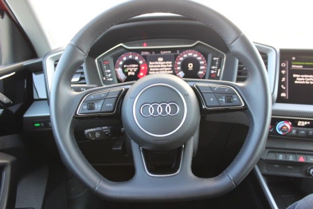 Audi A1 allstreet 35 TFSI S tronic - Samsaru's Car Outlet