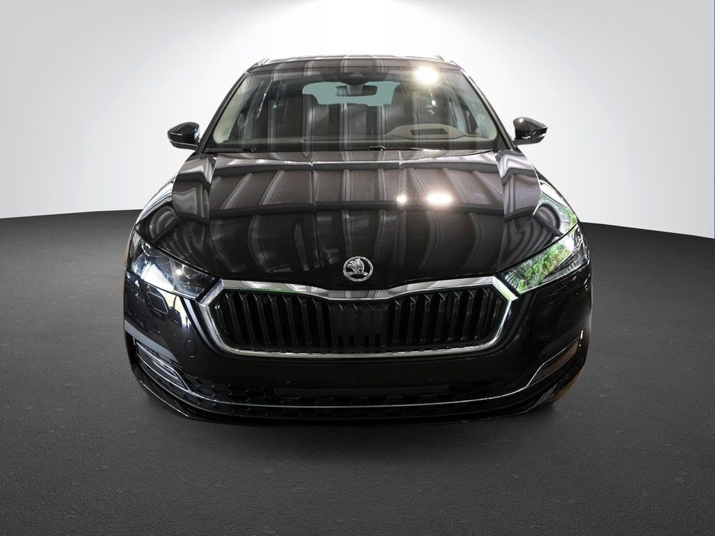 Skoda Octavia Combi 2.0 TDI Style - Samsaru's Car Outlet