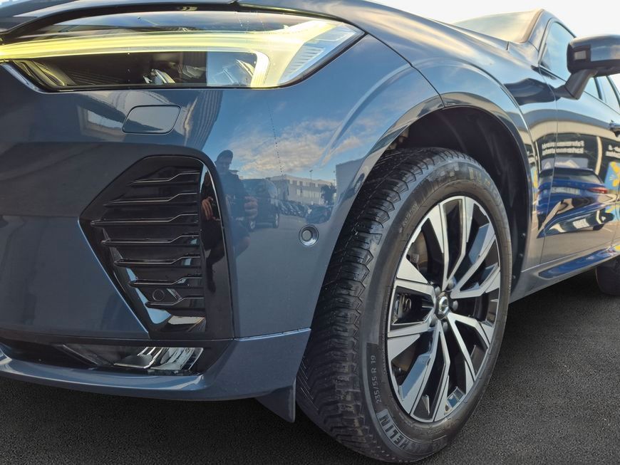 Volvo XC60 B4 D AWD Plus Dark  Business+Panorama