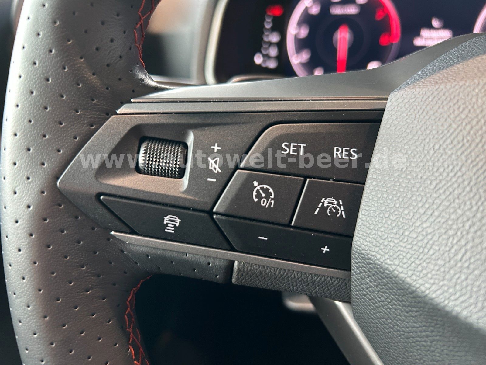 Seat Arona FR 1.5 TSI 150PS DSG *CAM*NAVI*Sitzhz.*