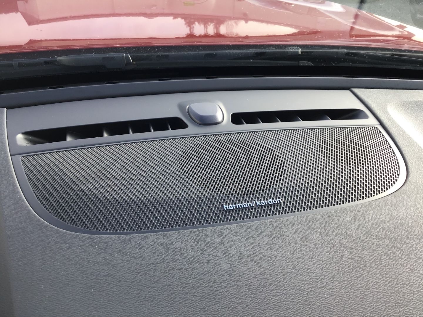 Volvo XC40 Pro Recharge AWD Cam AHK PanoDach