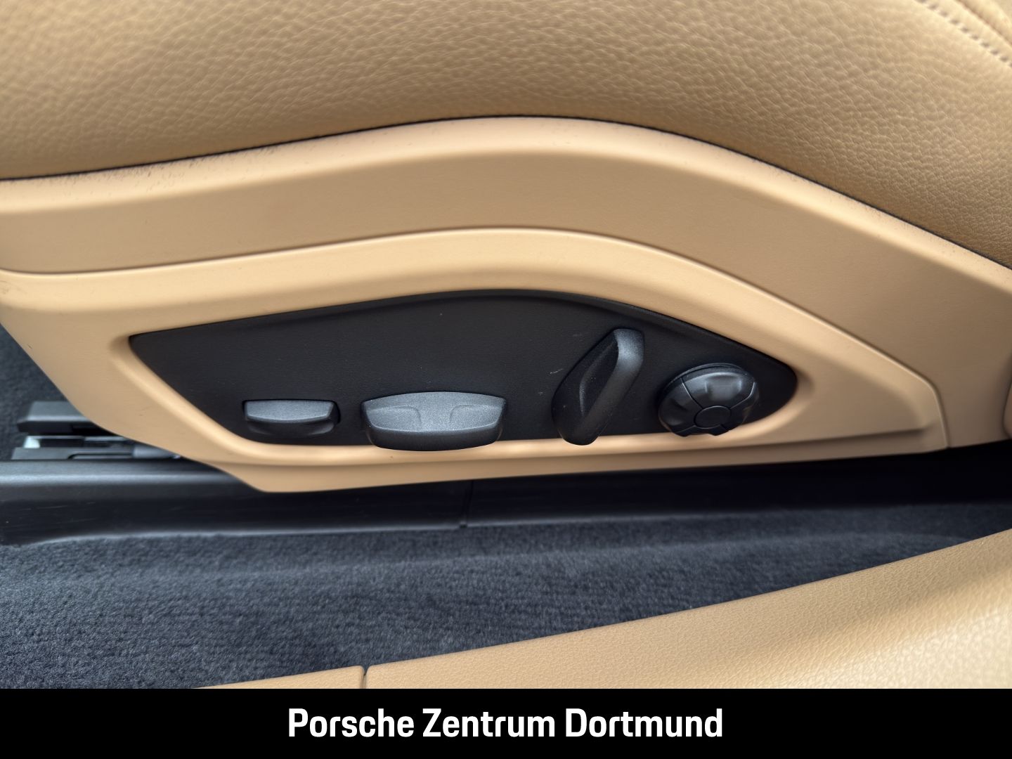 Porsche Panamera 4 E-Hybrid BOSE Abstandstempomat LED