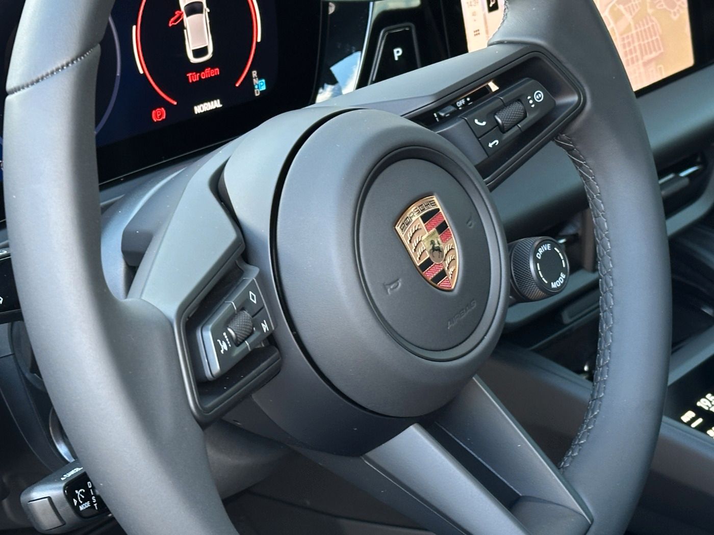 Porsche Macan - Samsaru's Car Outlet