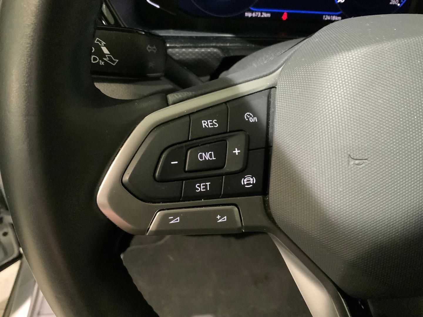 Volkswagen T-Cross Life 1.0 TSI Life - Samsaru's Car Outlet