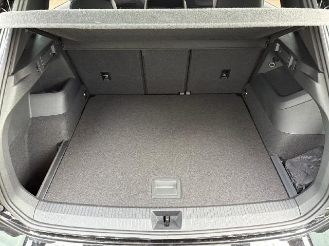 Volkswagen Tiguan TDI R-Line AHK 20Z Leder Pano Stand VOLL