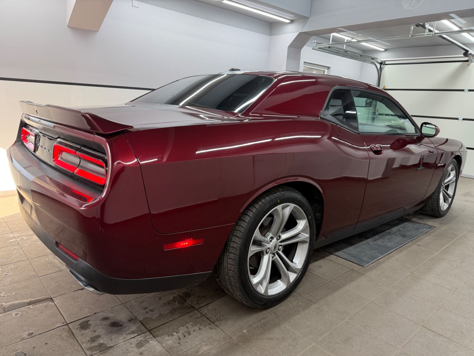 Dodge Challenger R/T 5.7 V8/Octane-Red/Carplay/20"