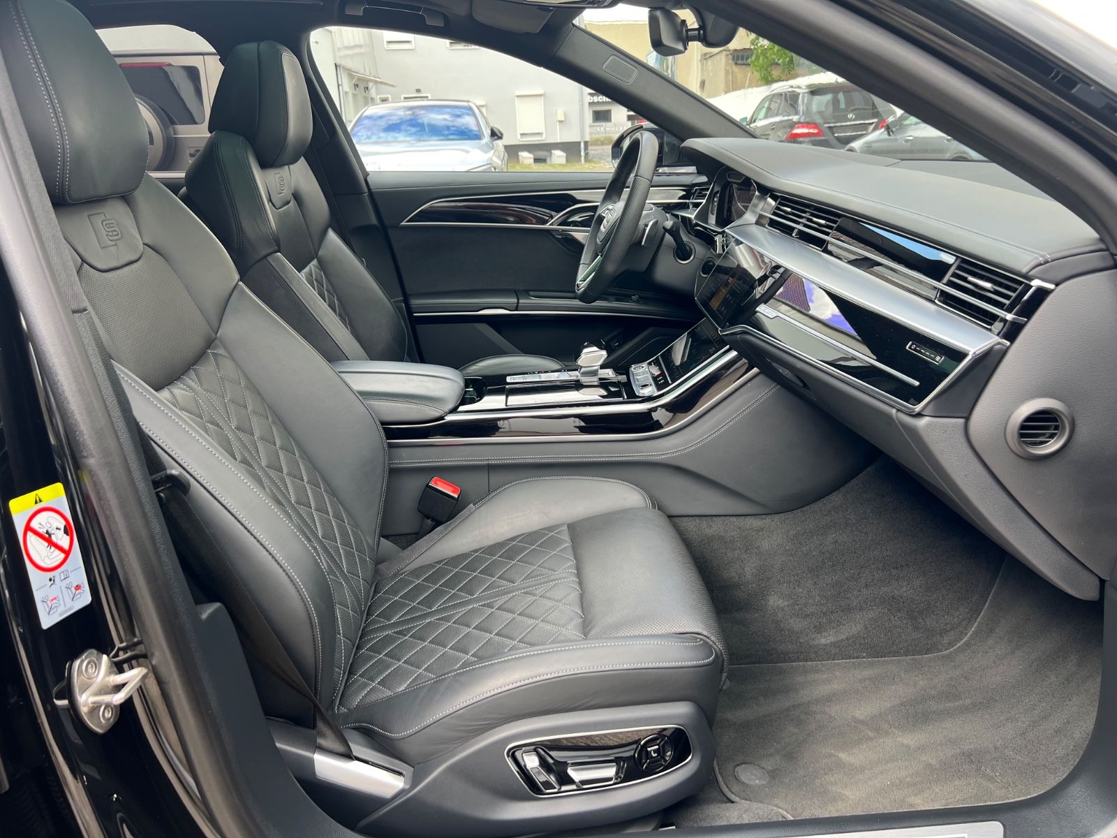 Audi A8 60 TFSI e quattro S line,Matrix,Pano.HUD. TV
