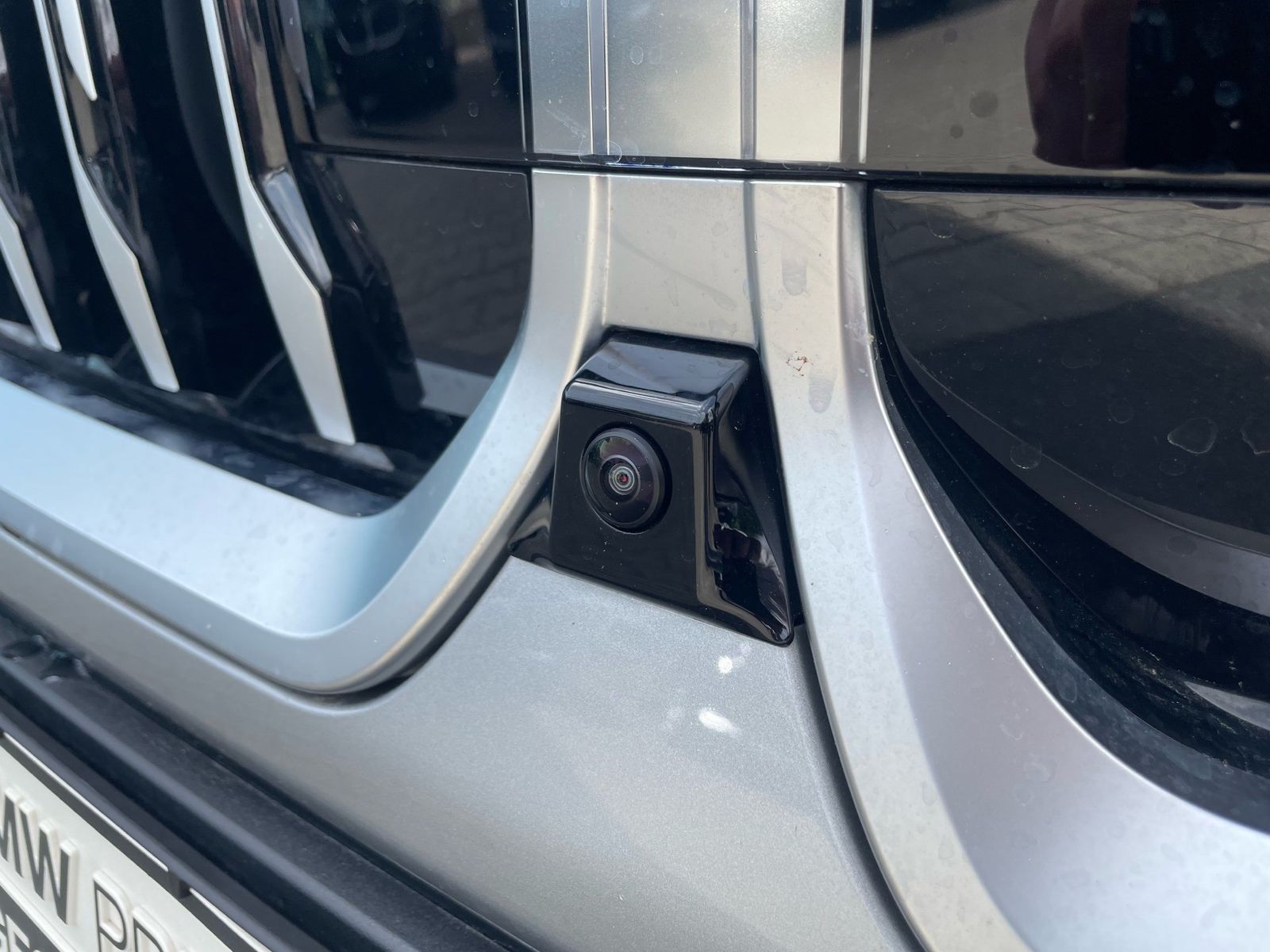 BMW X1 xDrive20d M Sport || AHK 360 ACC H&K Massage