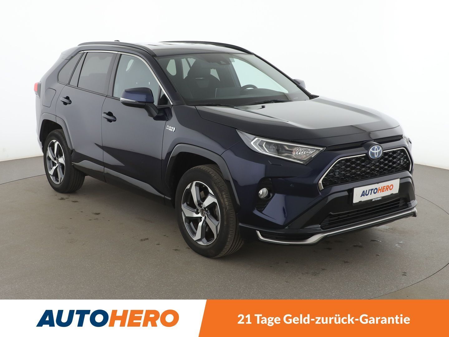 Toyota RAV 4 2.5 Hybrid 4x4 - Samsaru's Car Outlet