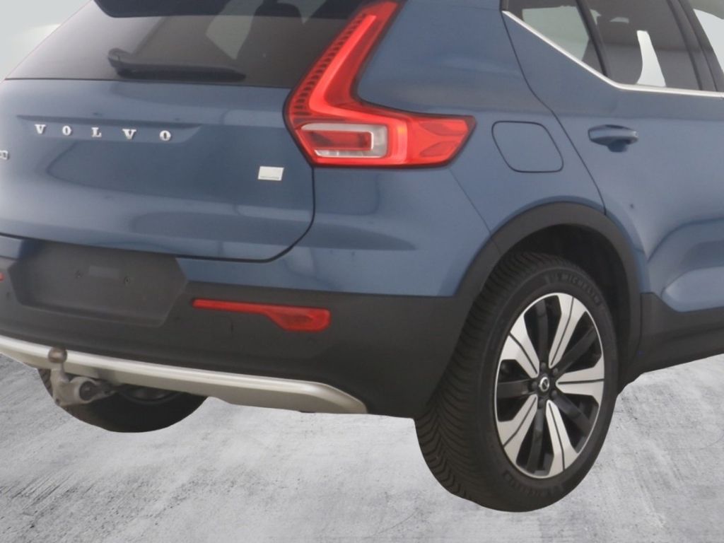 Volvo XC40 T4 Recharge Core Voll-LED AHK Kamera