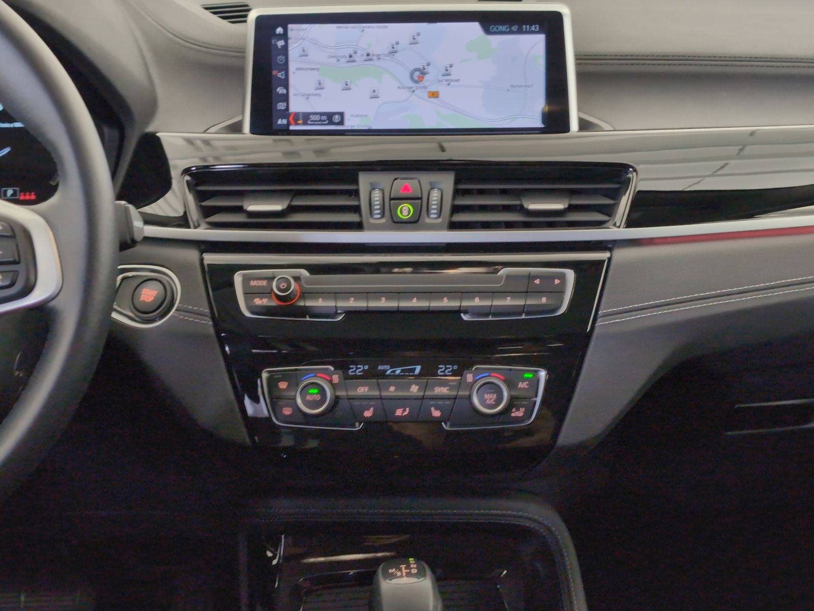 BMW X1 xDrive25e Sport Line - Samsaru's Car Outlet