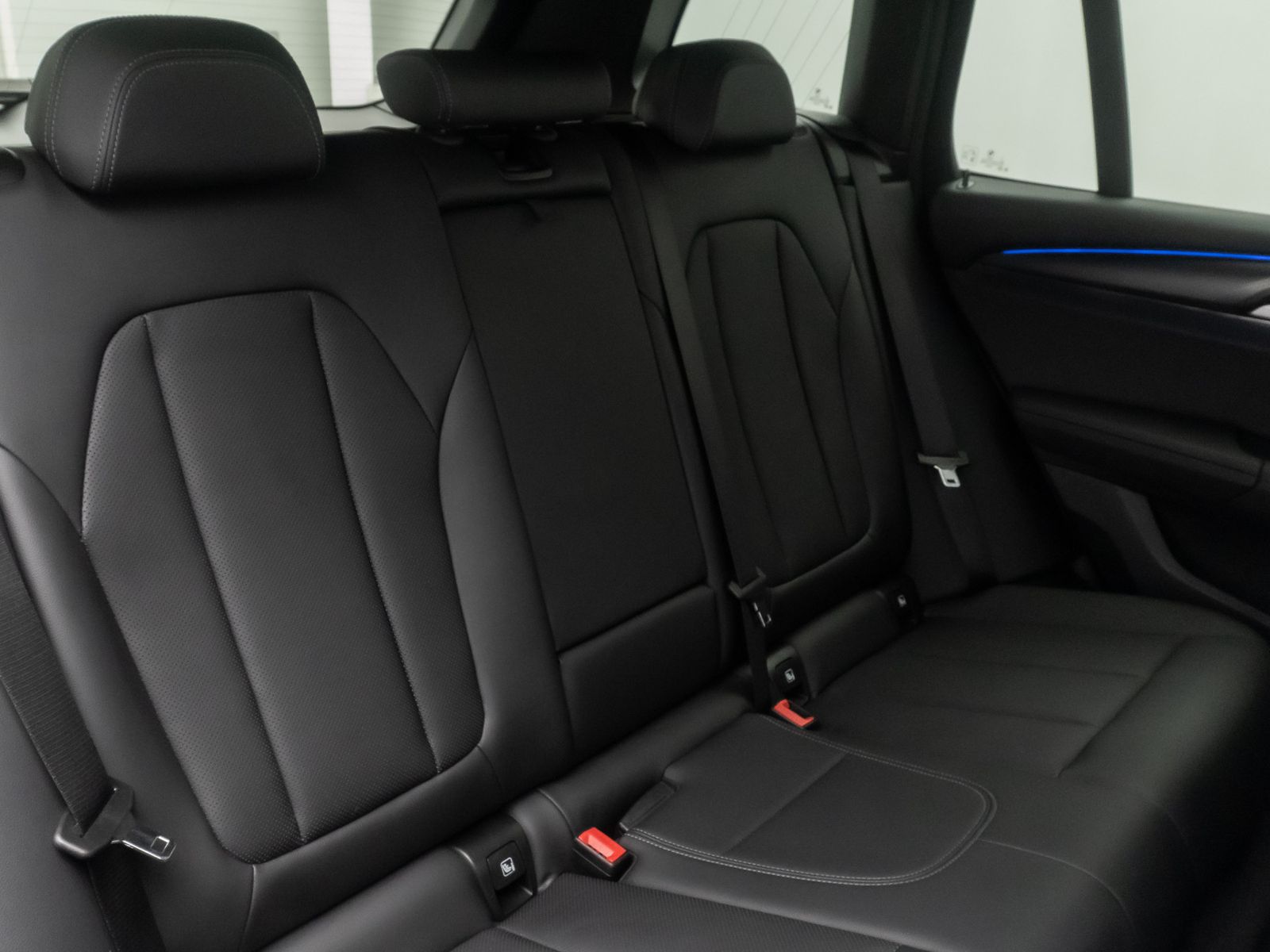 BMW X3 xD30d M Sport 360° DAB AHK Lenkradheizung 19"