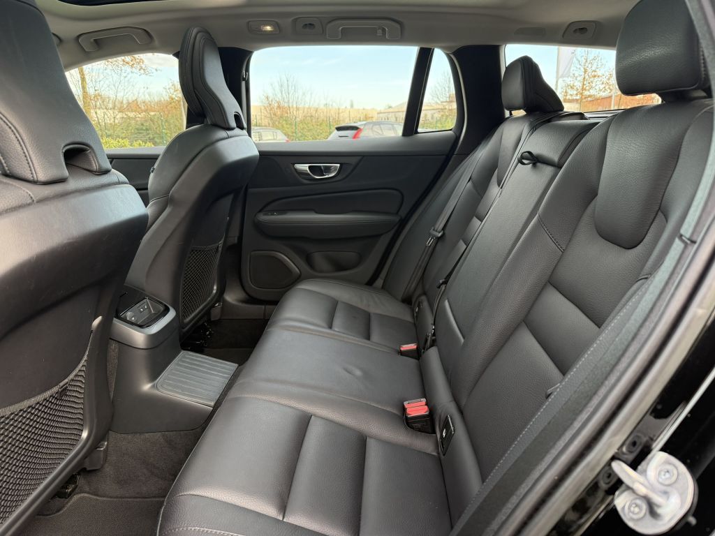 Volvo V60 T8 AWD Recharge Ultimate Bright