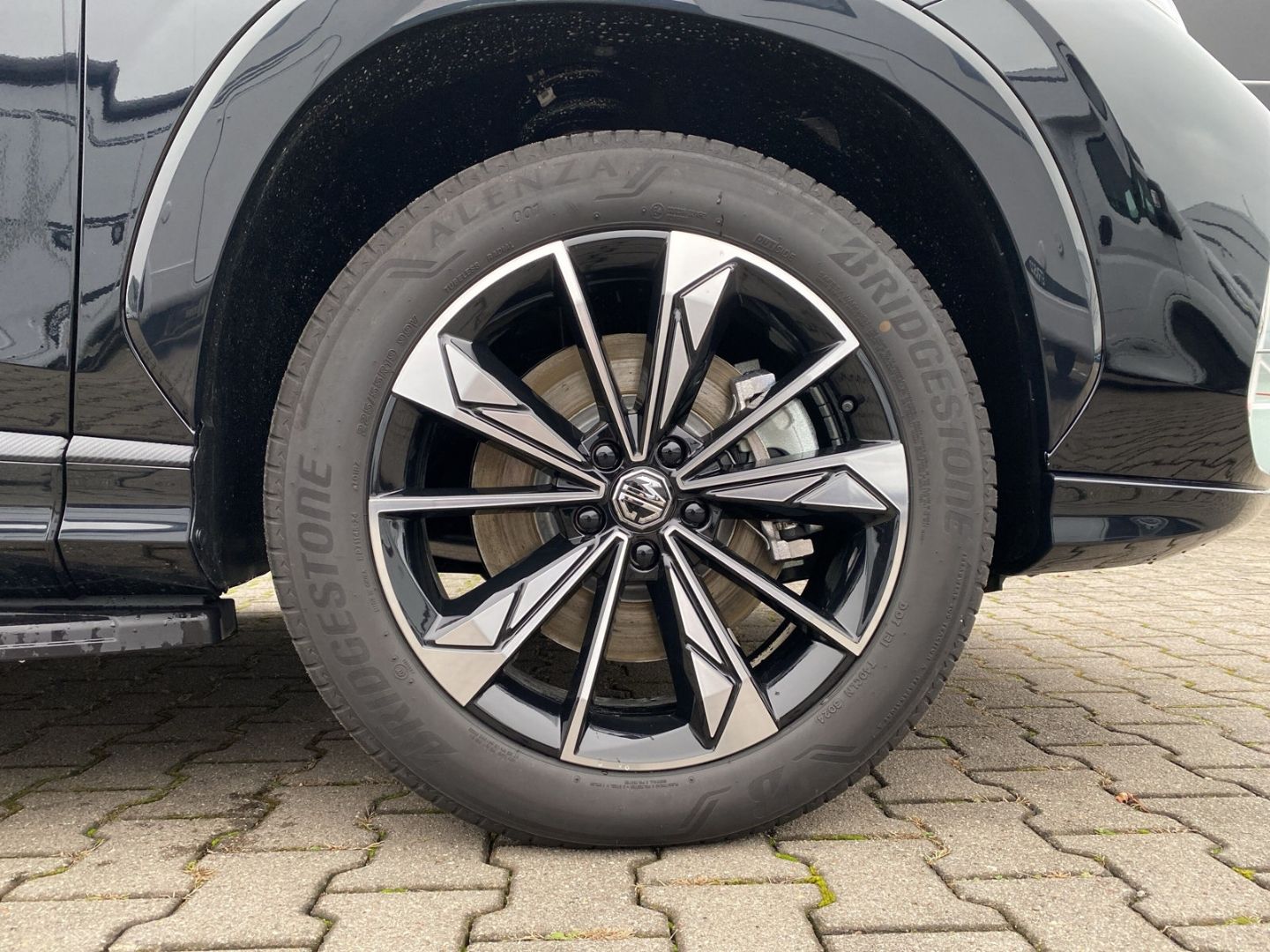MG HS Plug-In-Hybrid 1.5T 21kWh 2WD LUXURY Navi Led