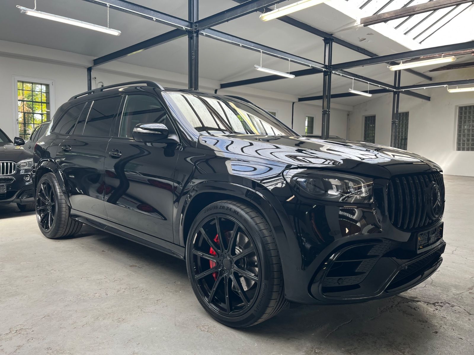 Mercedes-Benz GLS 63 AMG 4Matic+ *BRABUS 700* - Samsaru's Car Outlet