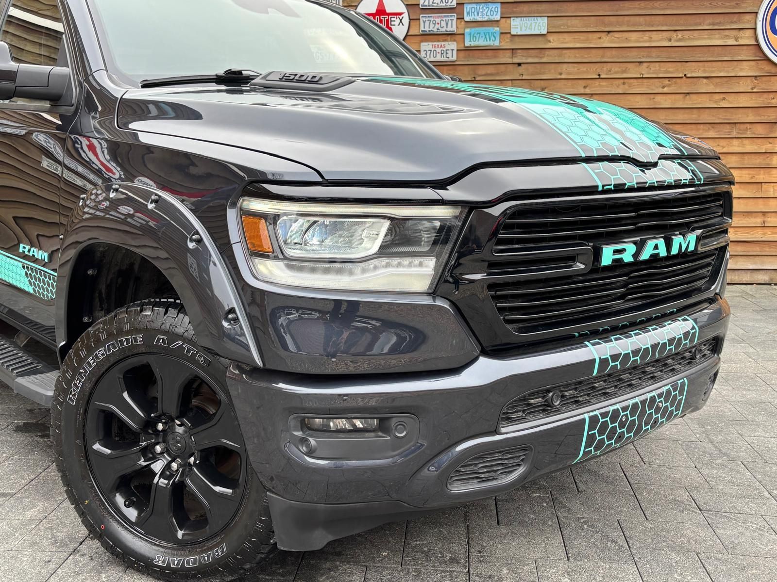 Dodge RAM 1500 Laramie 5.7L PANO 4x4 AHK LPG