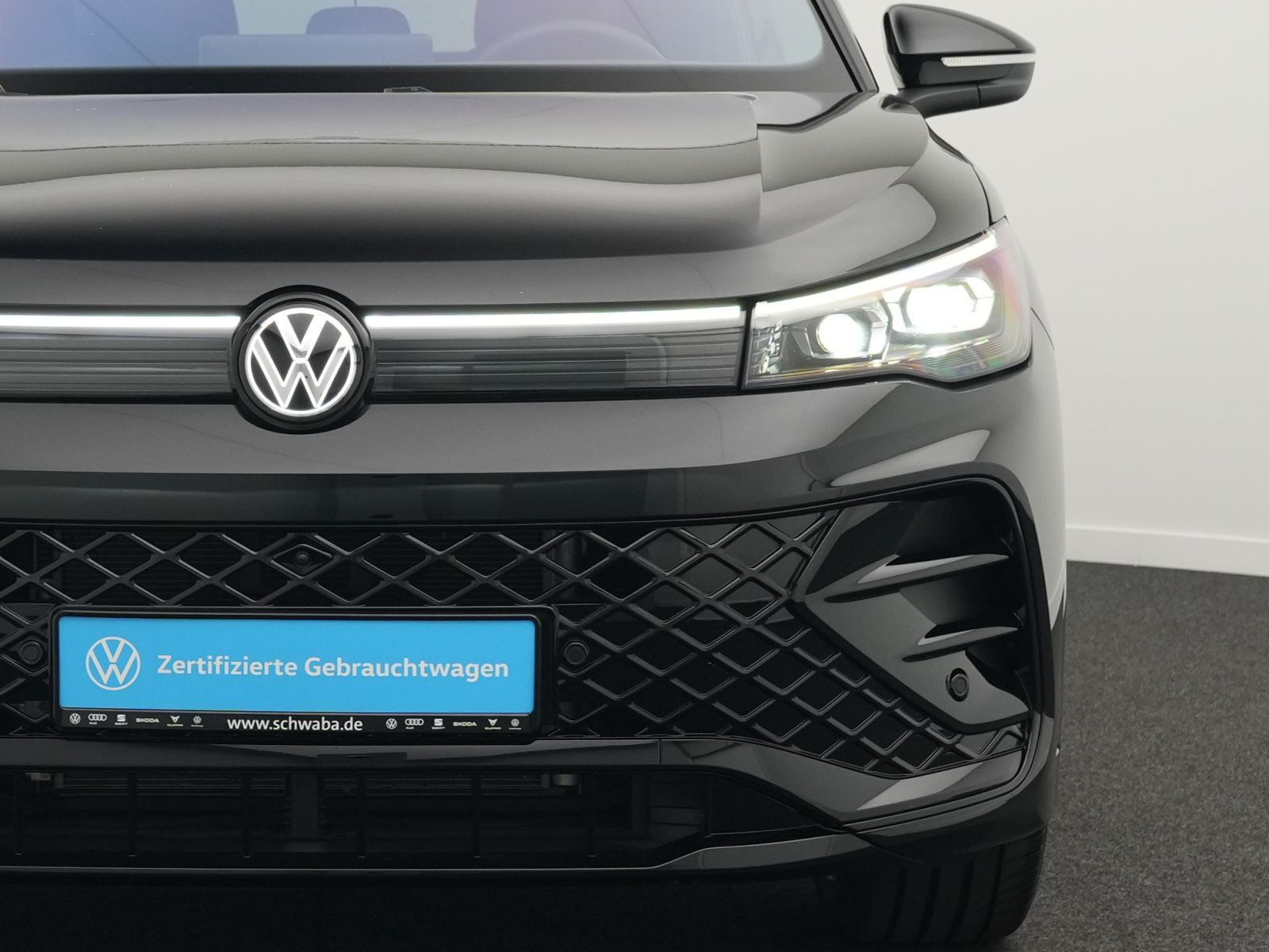 Volkswagen Tiguan R-Line 1.5 TSI eHybrid DSG AHK*R-KAM*NAV