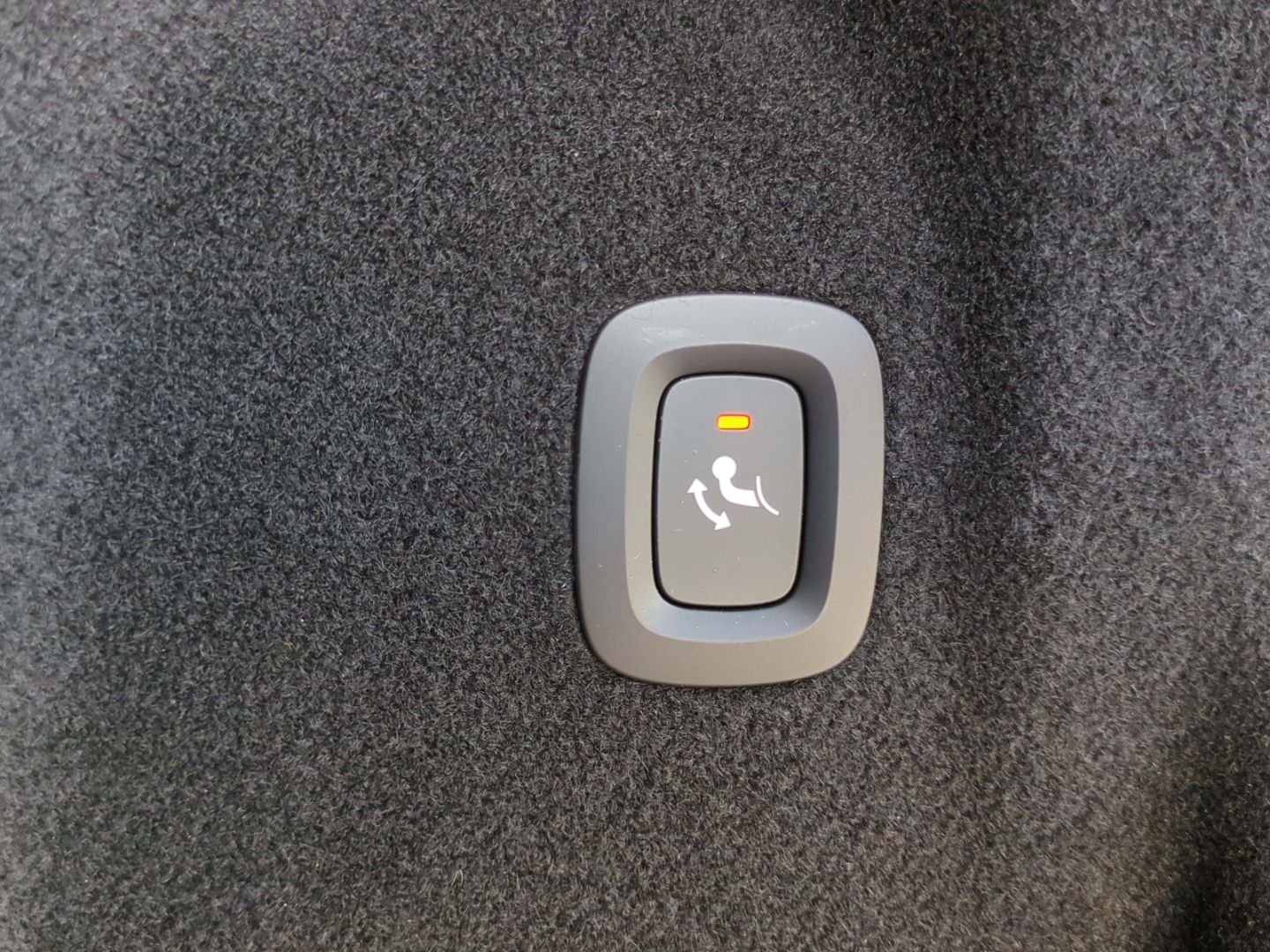 Volvo XC60 Ultimate Dark AWD HUD AHK Leder Digitales C