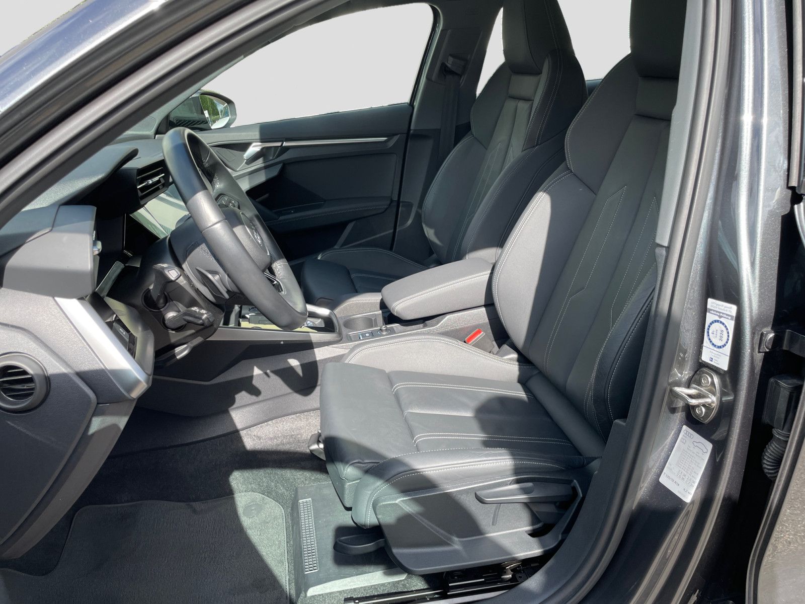 Audi A3 Sportback 30TFSI S-trc S-line Pano Leder CAM