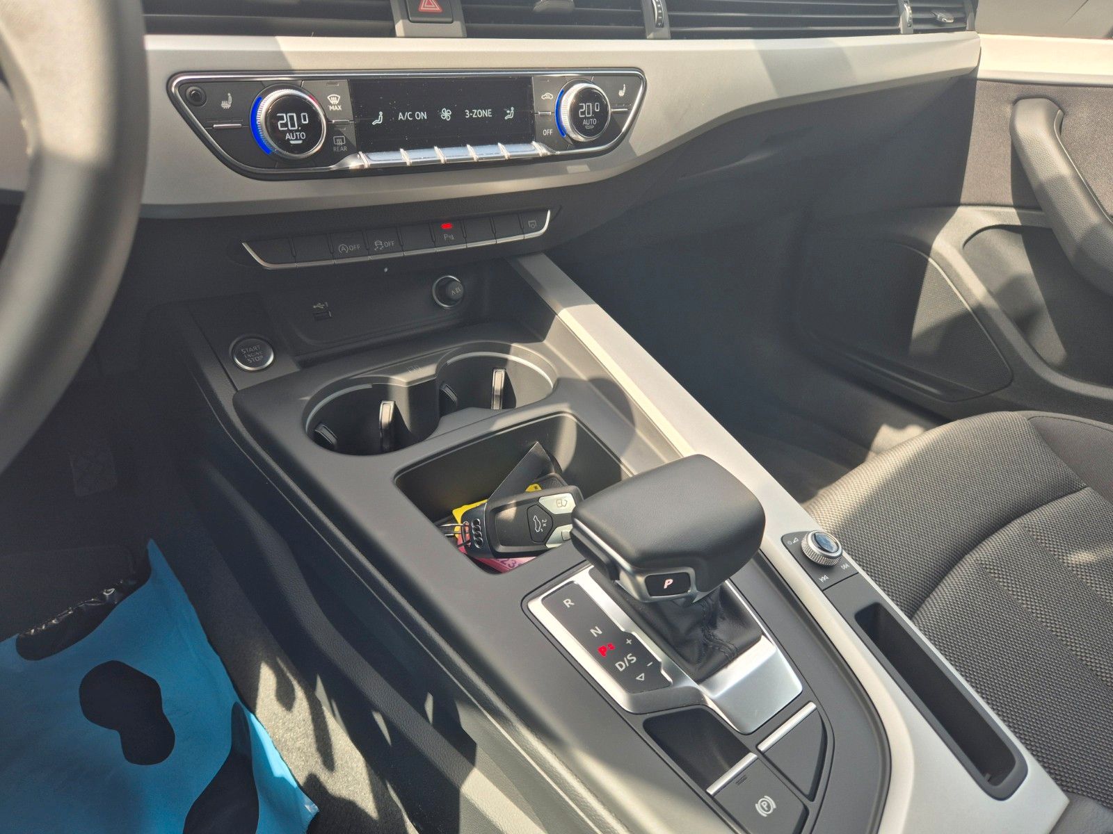 Audi A4 Avant 35 TDI S line S-tronic - Samsaru's Car Outlet