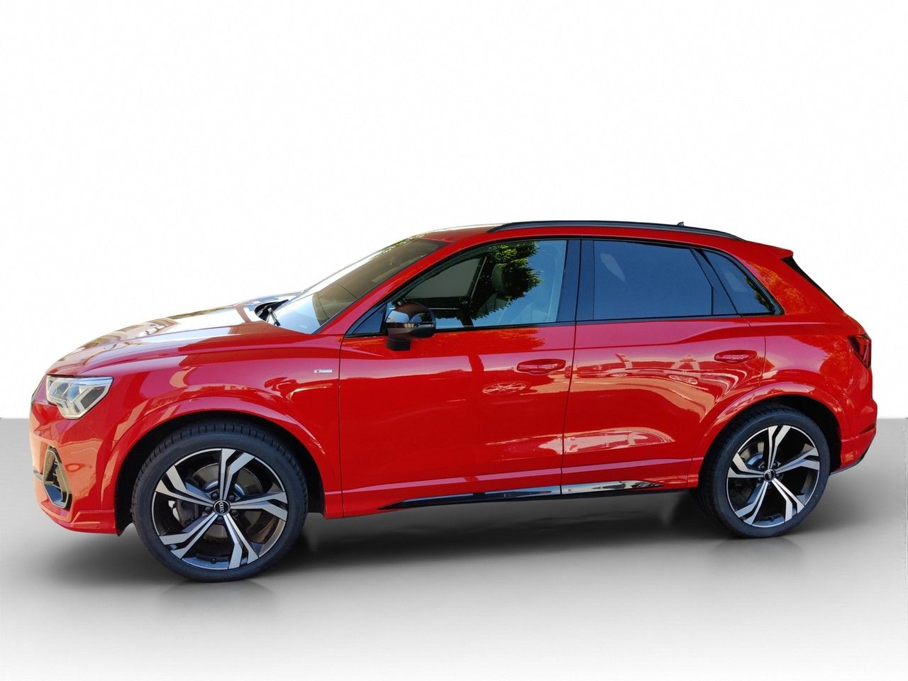Audi Q3 40 TFSI quattro S tronic S line - Samsaru's Car Outlet