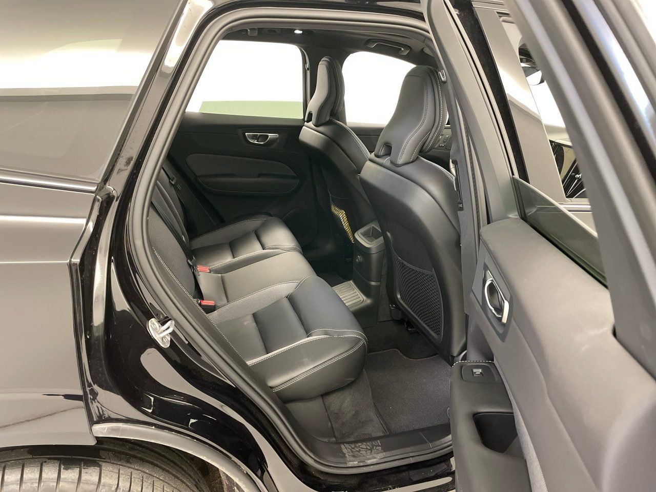 Volvo XC 60 T6 AWD Ultra Black Ed. Plug-In
