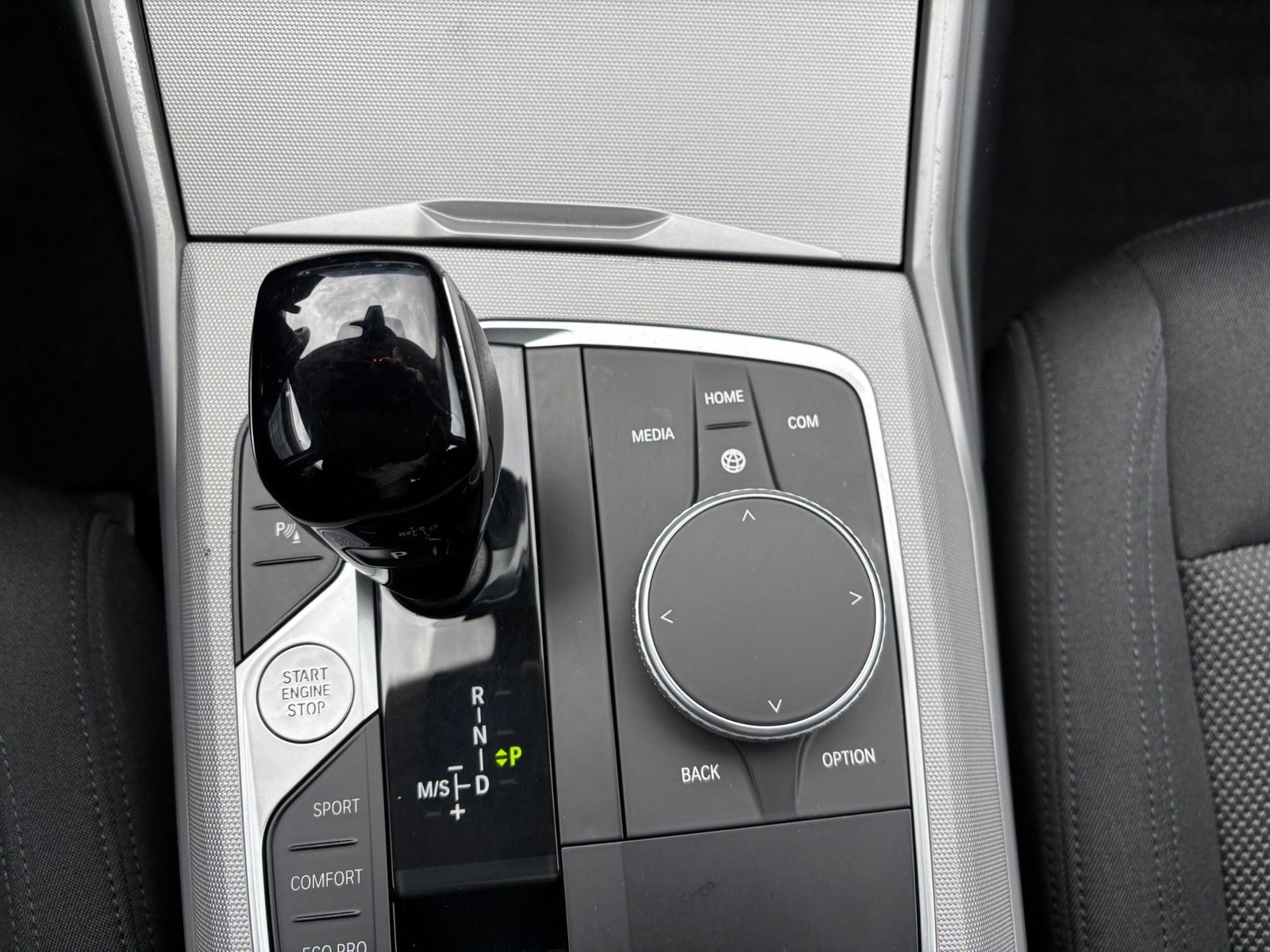 BMW 320d Touring Advantage - Samsaru's Car Outlet
