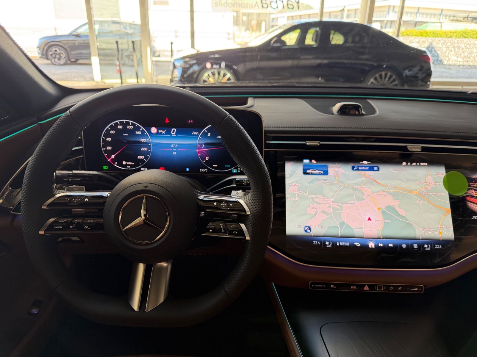 Mercedes-Benz E 220 d 4Matic  AMG PremiumPlus/Superscreen/21"