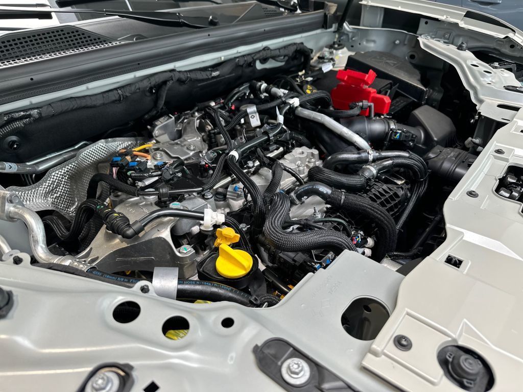 Dacia Duster Journey TCe 130 PS - Samsaru's Car Outlet