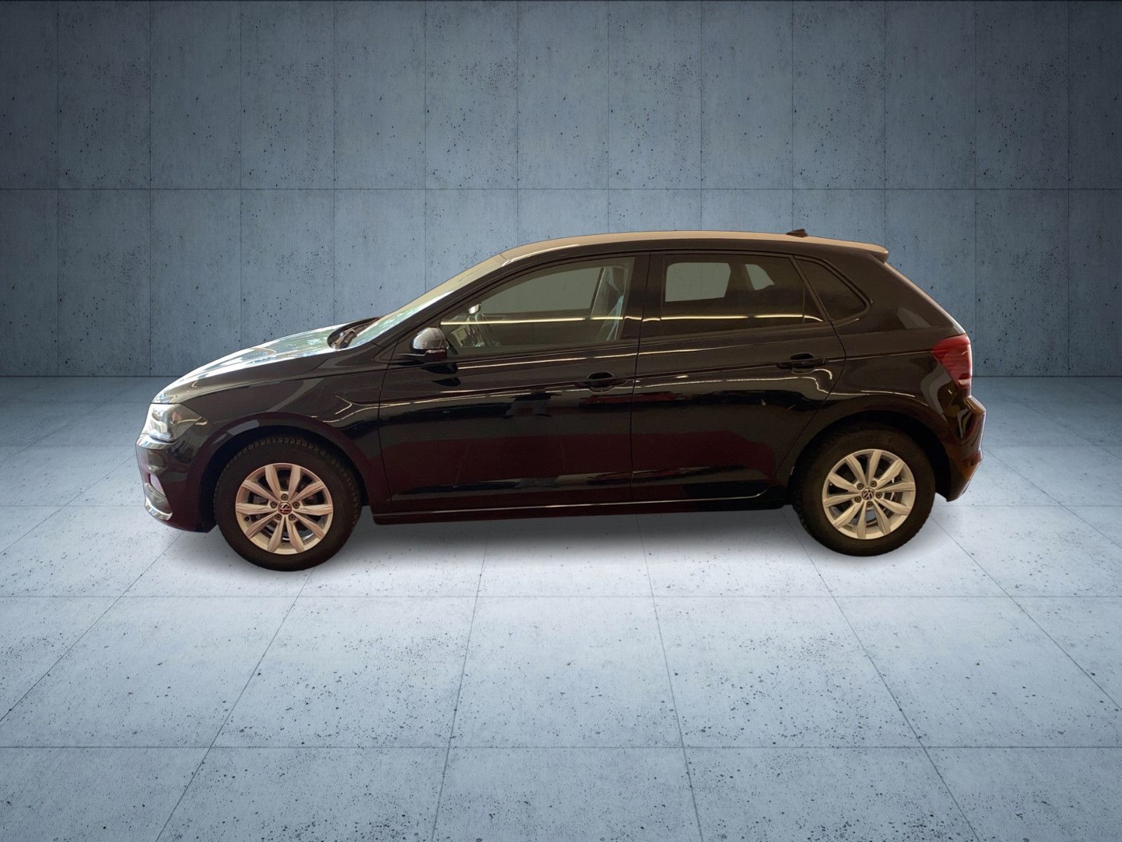 Volkswagen Polo VI Highline - Samsaru's Car Outlet