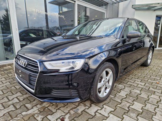 Audi A3 Sportback 35 TFSI S-Tronic - Samsaru's Car Outlet