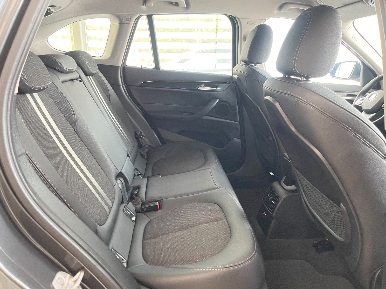 BMW X1 xDrive 25e Aut. Sport Line - Samsaru's Car Outlet