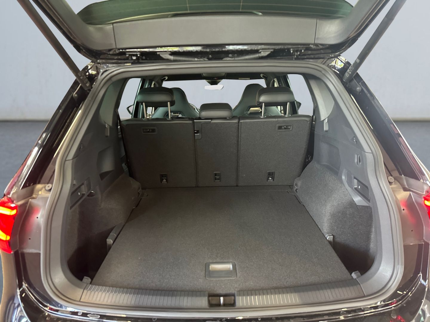 Seat Tarraco 2.0 TDI DSG FR *LED*20''*AHK*DCC*4xSHZ*C