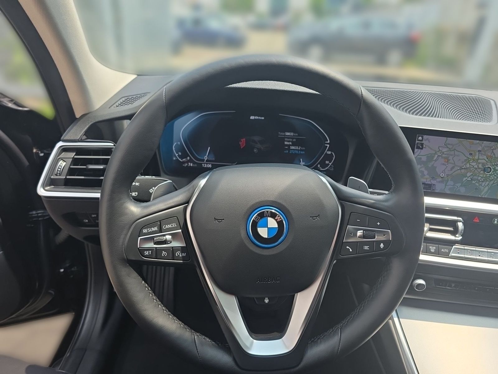 BMW 320e Sport-Line - Samsaru's Car Outlet
