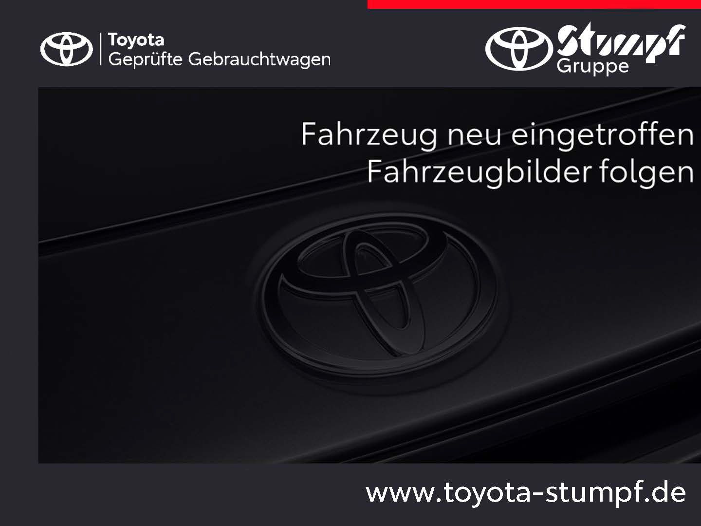 Toyota Corolla Touring Sports 2.0 Hybrid Team D - Samsaru's Car Outlet