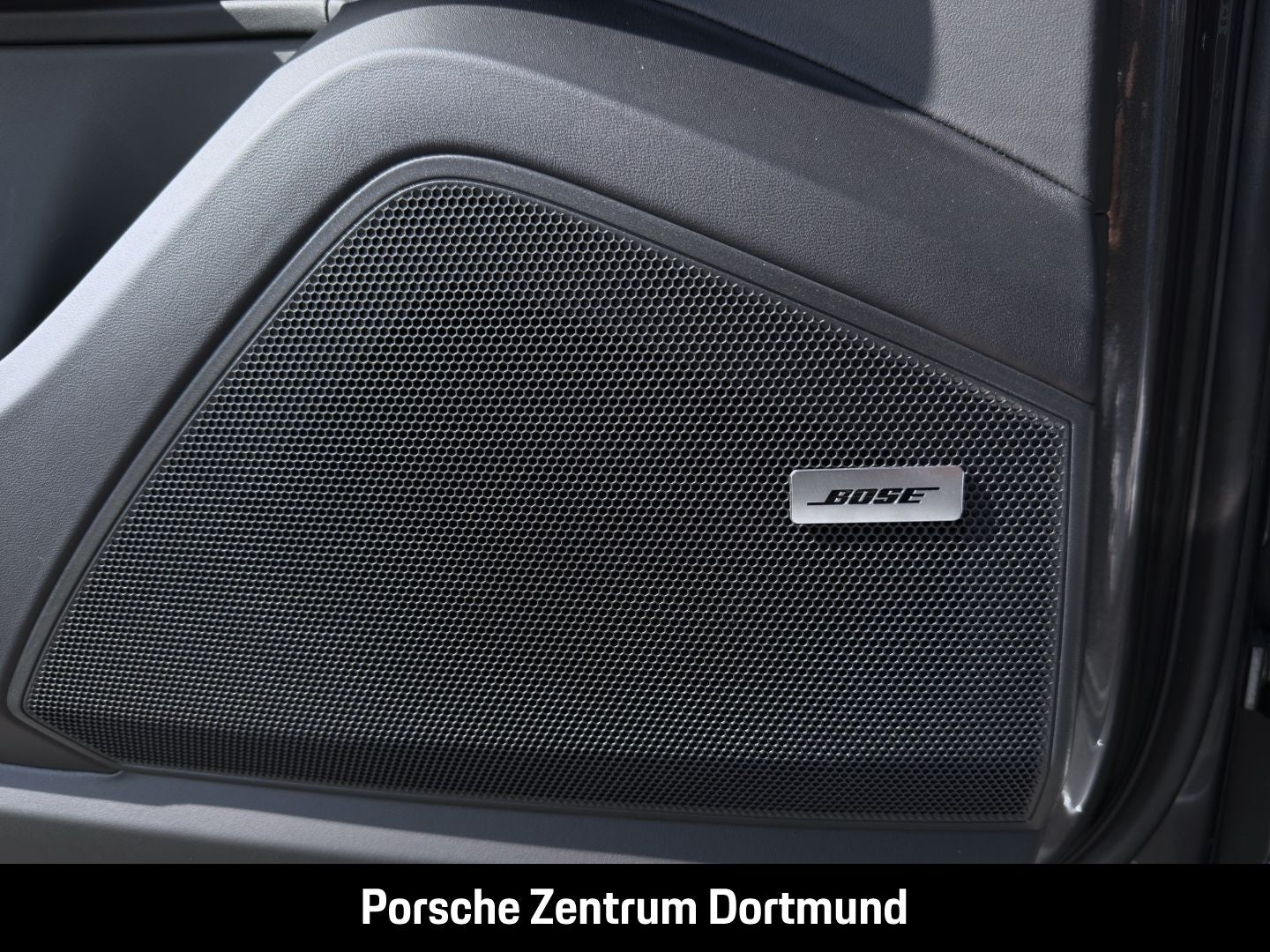 Porsche Cayenne BOSE Sportabgasanlage LED-Matrix