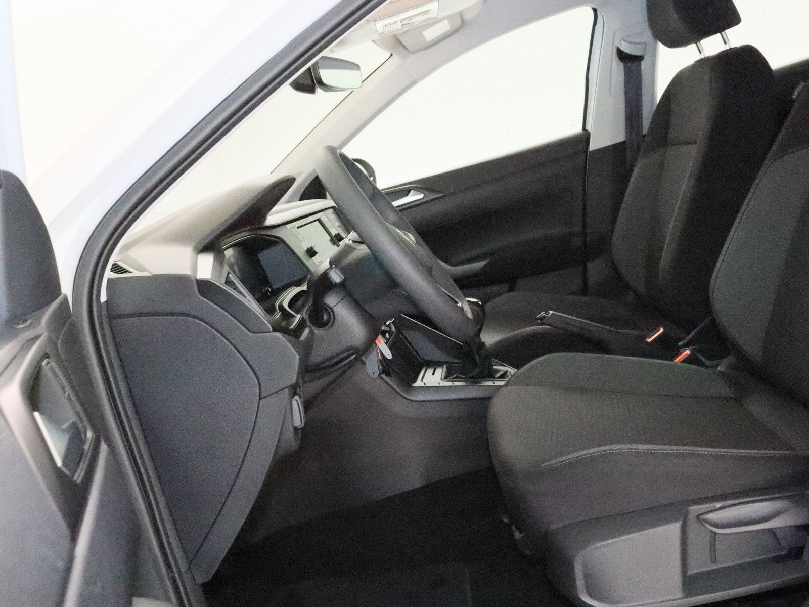 Volkswagen Taigo 1.0 TSI - Samsaru's Car Outlet