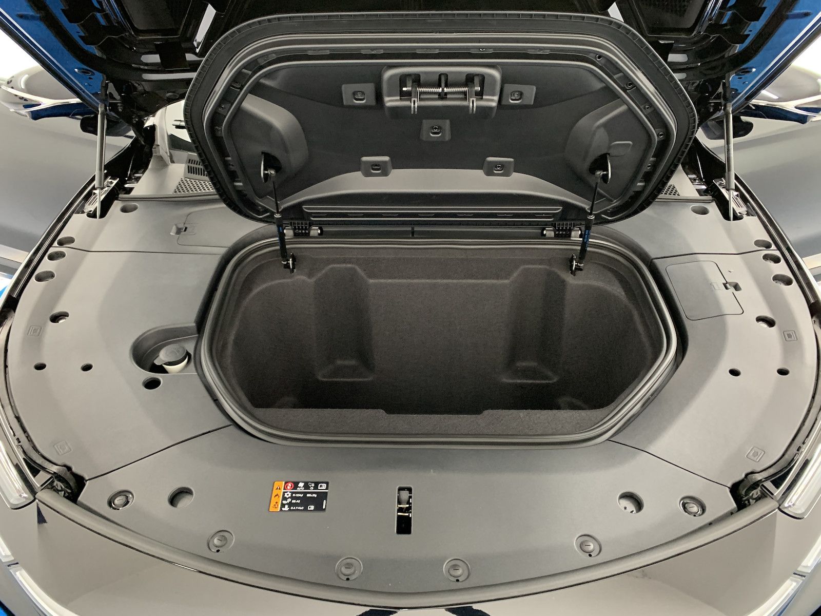 MG Marvel R Luxury 70kWh/Pano/Navi/SHZ/Garantie/Led