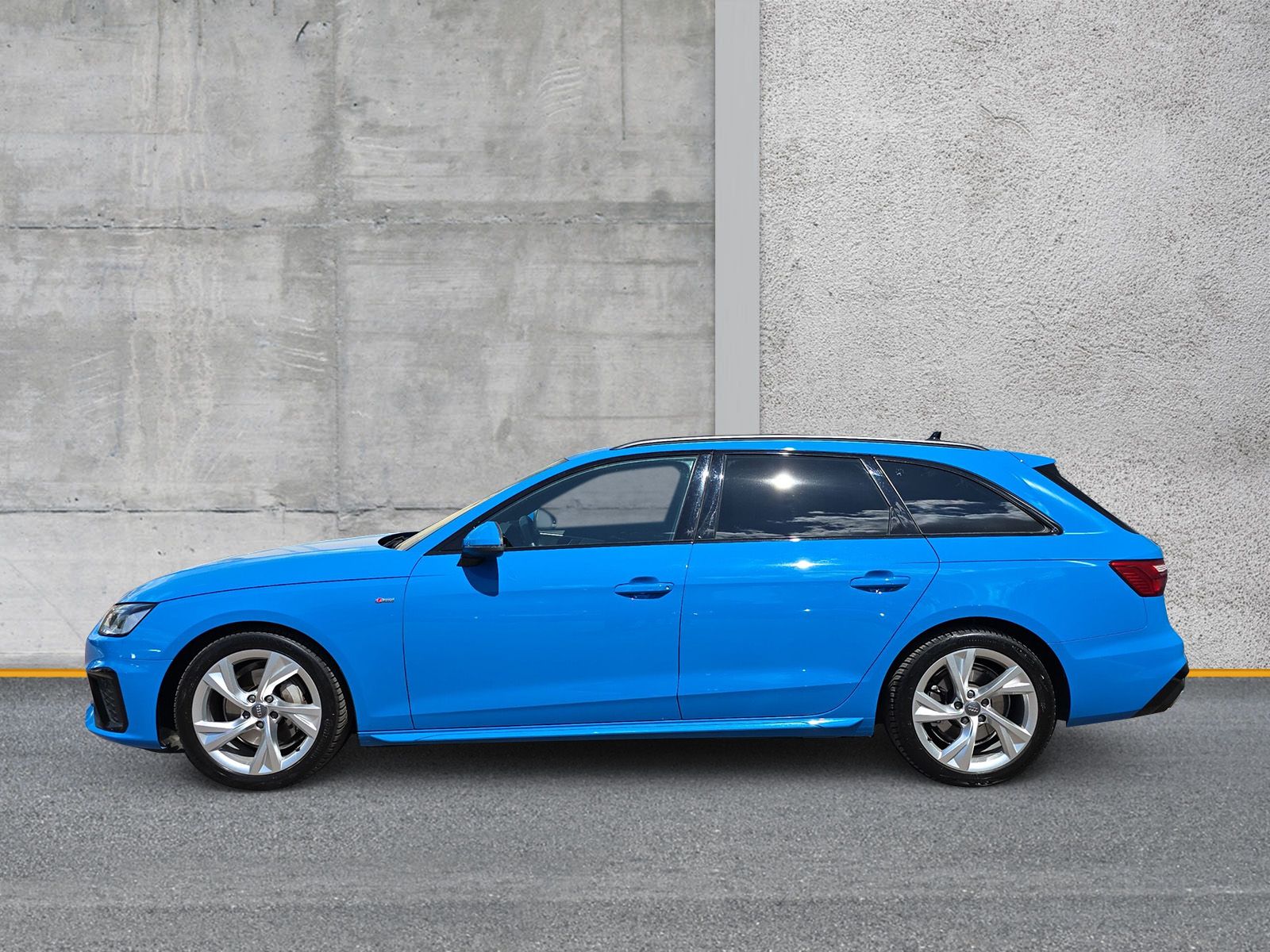 Audi A4 Avant 40 TDI S LINE - Samsaru's Car Outlet